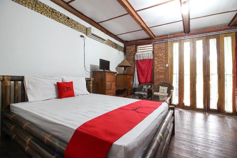 Reddoorz Near Rumah Sakit Wirosaban Salakan Buitenkant foto